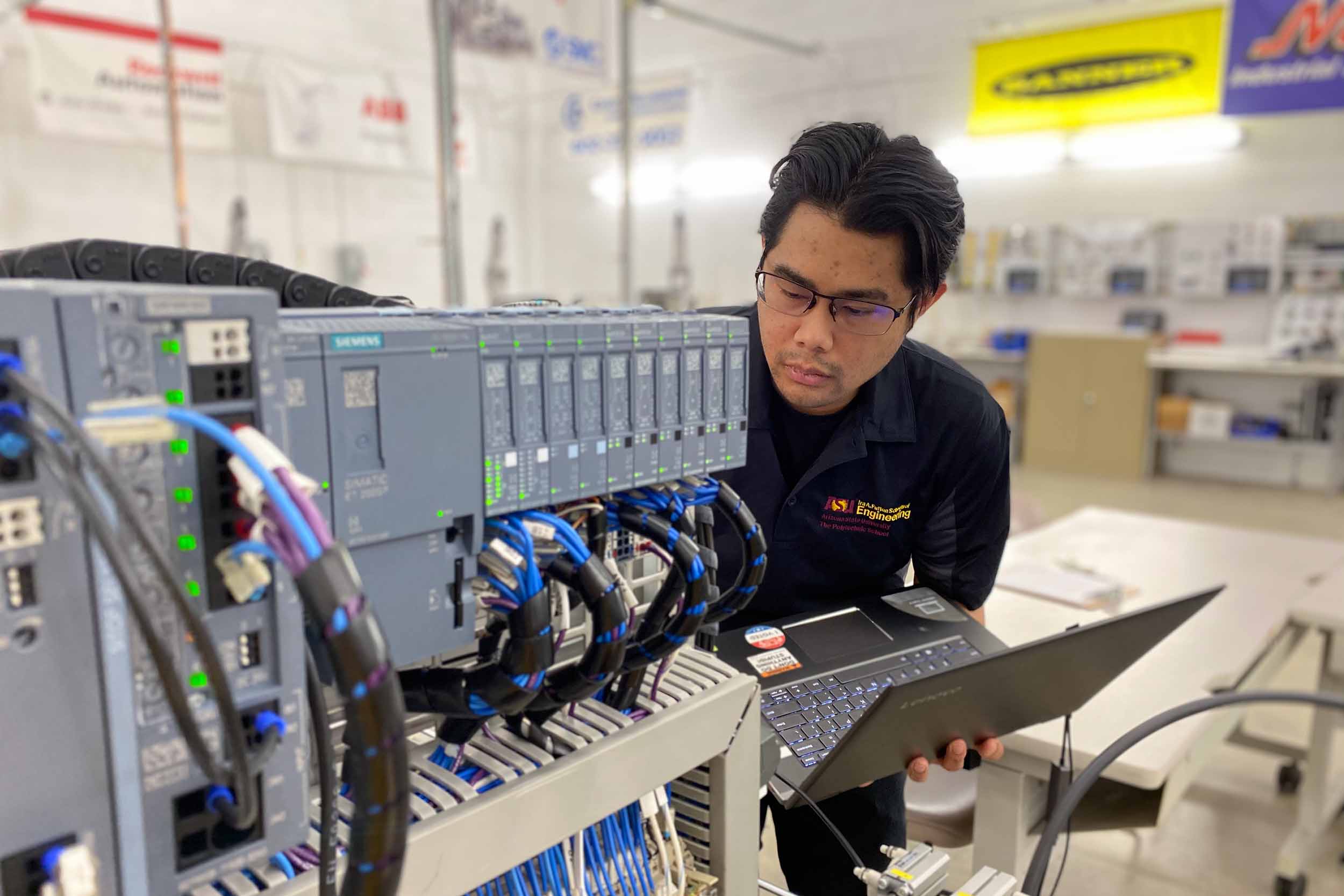 Engineering senior Jean-Francois Enriquez is using Siemens hardware to operate a digital twin machine as part of his senior design capstone project.